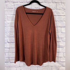 Abercrombie & Fitch Soft Cozy V-Neck Top in Rust Size L